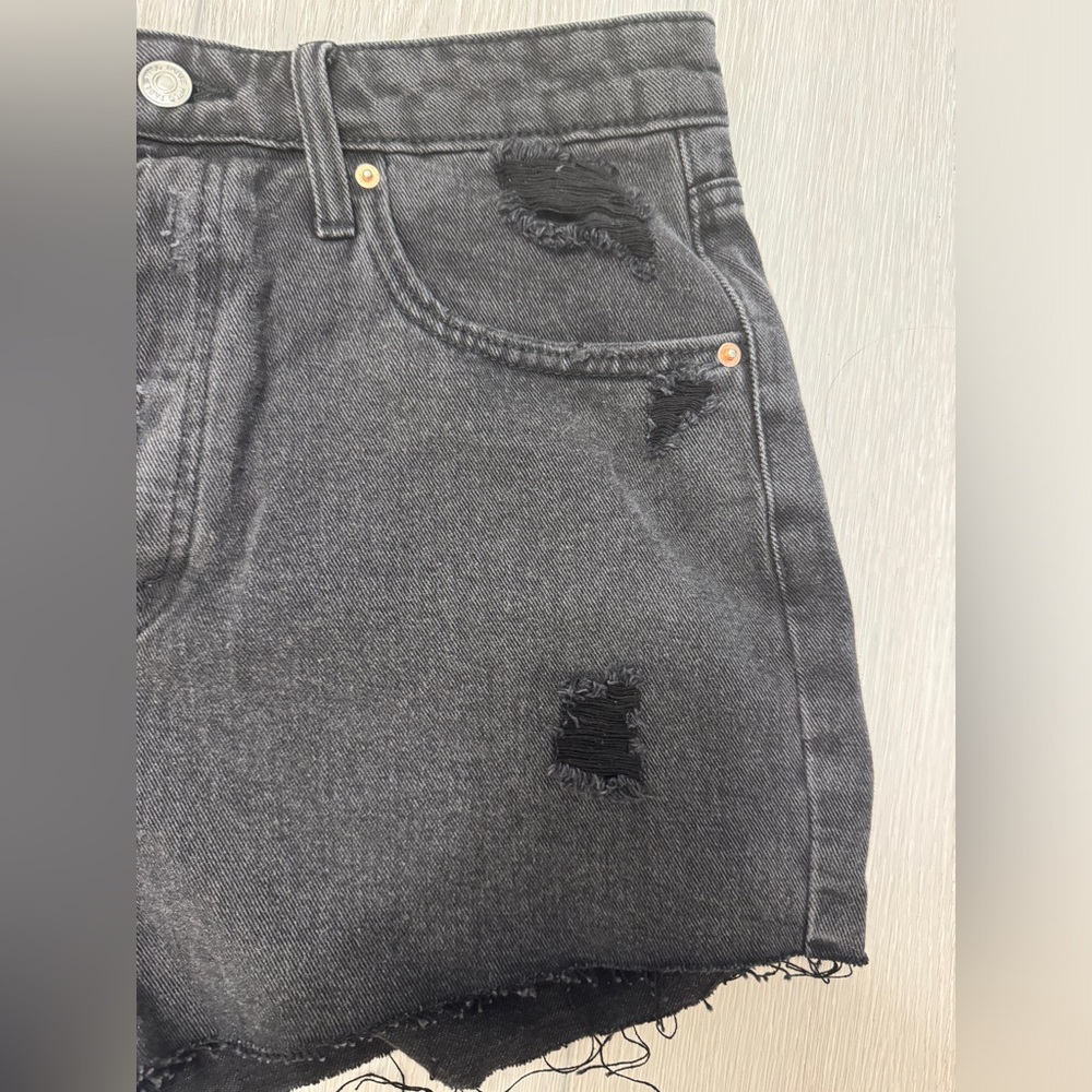 NWOT Wild Fable High Rise Cut Off shorts size 8 - Picture 4 of 7